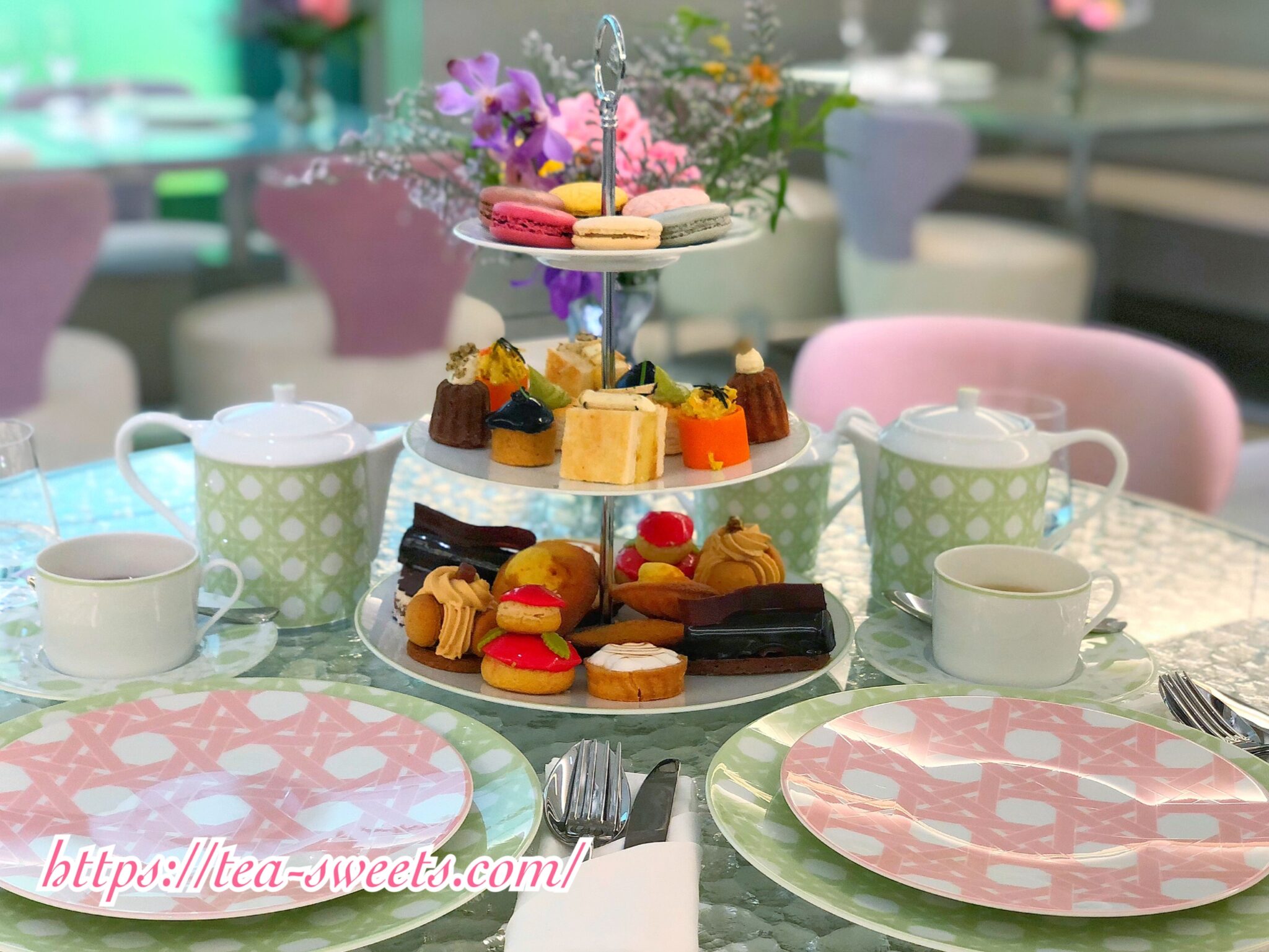 【訪問レポート】カフェディオールbyラデュレ(Café Dior by Ladurée)のアフタヌーンティー | TEA TIME DIARY